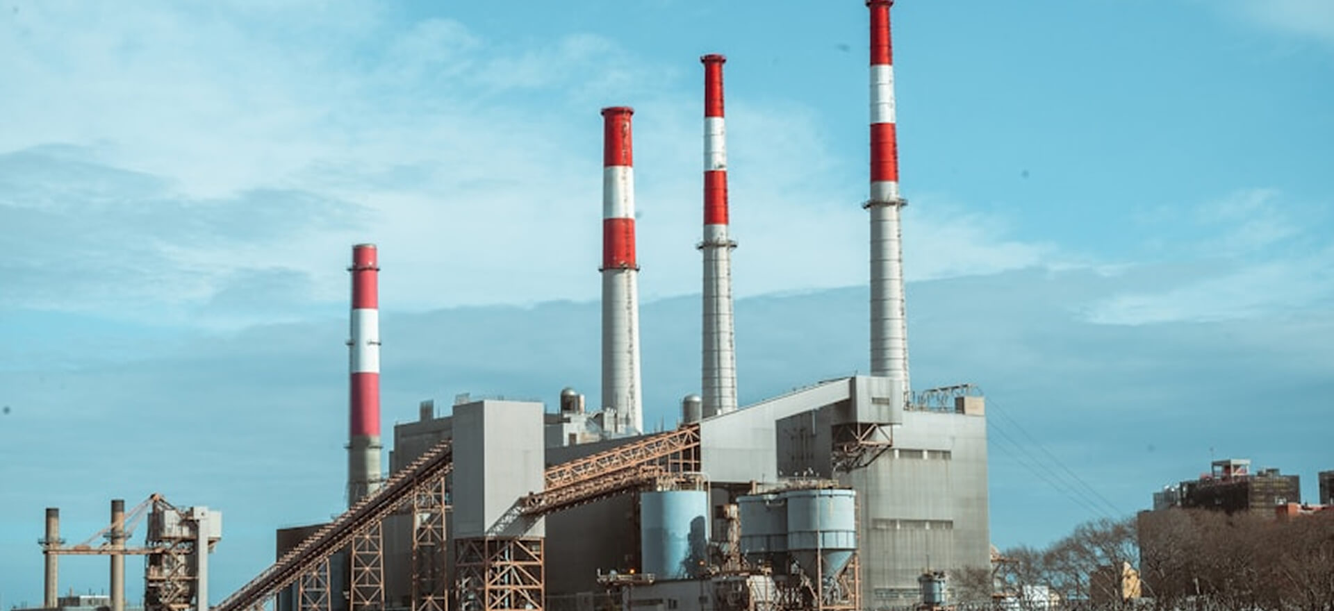 Japan’s Factory Sentiment Improves, Firming Up BOJ Hike Case